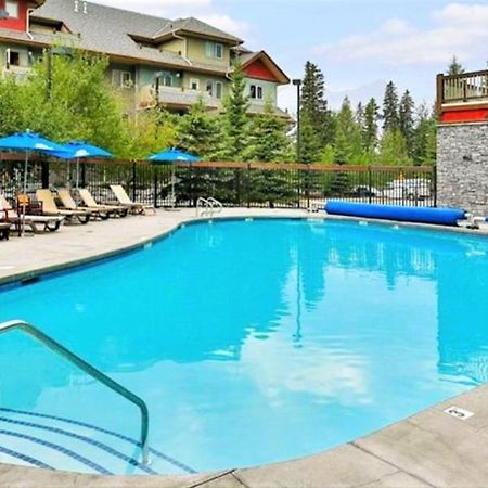 Renovated Condo, 2Br, 2Ba, Heated Pool, 3 Hot Tubs, Pets Welcome! キャンモア エクステリア 写真