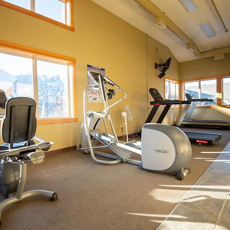 Renovated Condo, 2Br, 2Ba, Heated Pool, 3 Hot Tubs, Pets Welcome! キャンモア エクステリア 写真