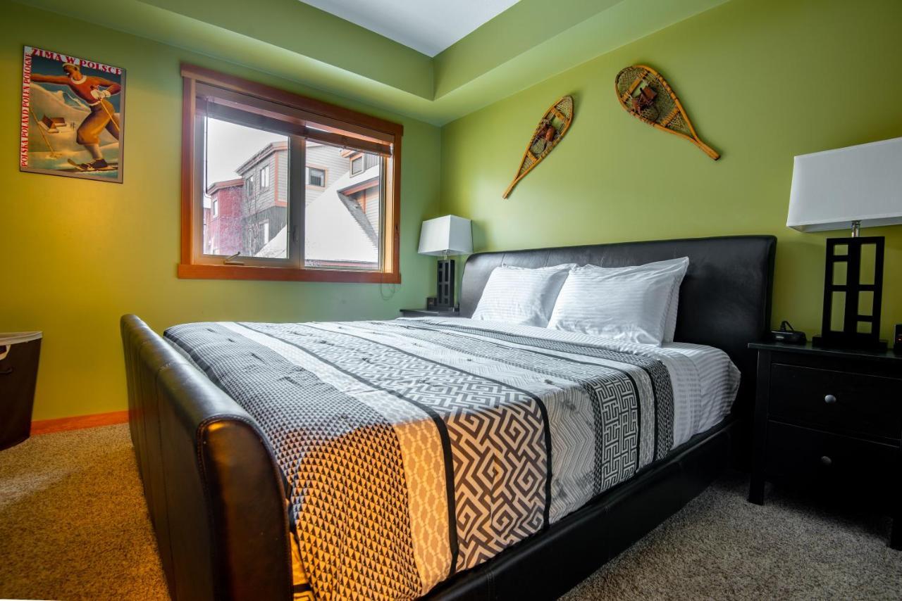 Renovated Condo, 2Br, 2Ba, Heated Pool, 3 Hot Tubs, Pets Welcome! キャンモア エクステリア 写真