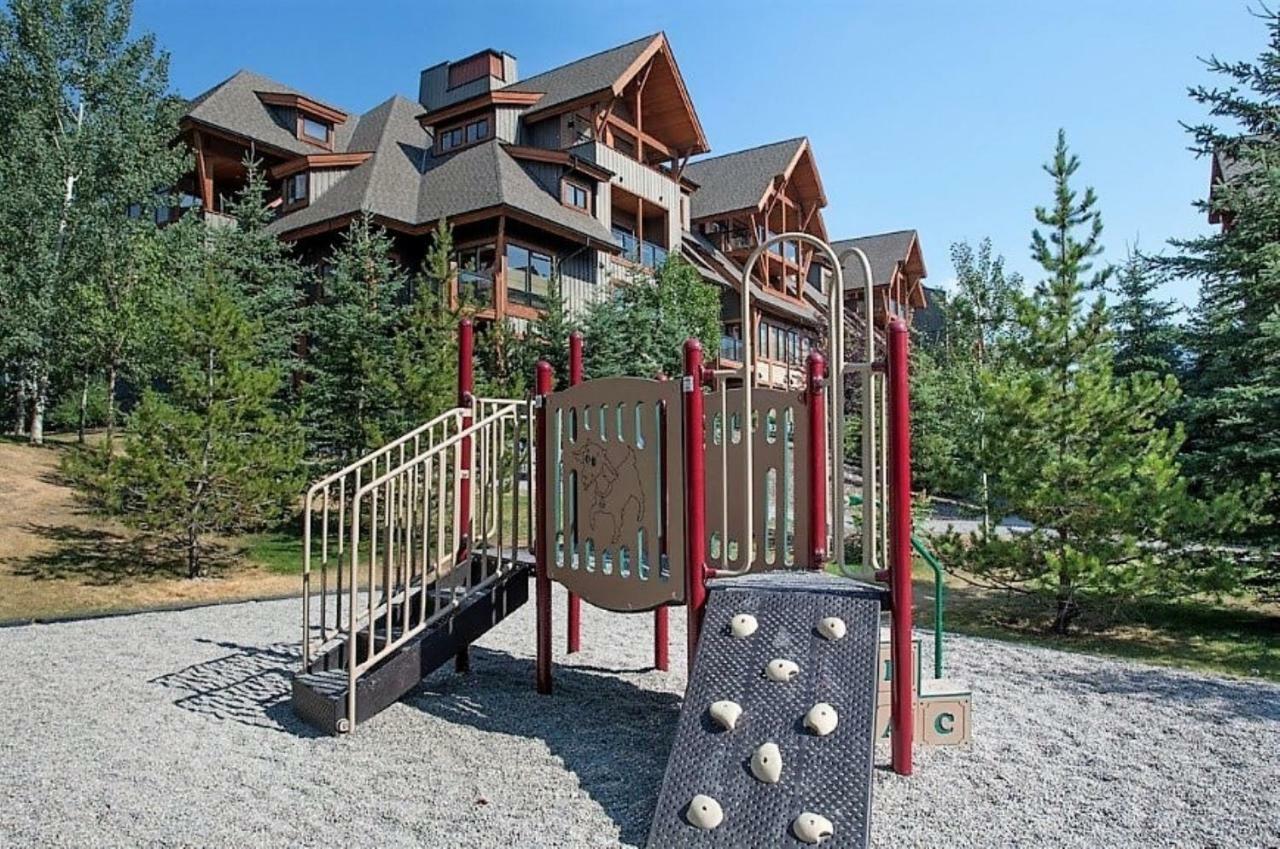 Renovated Condo, 2Br, 2Ba, Heated Pool, 3 Hot Tubs, Pets Welcome! キャンモア エクステリア 写真